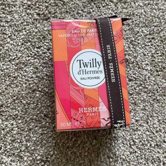 Twilly d’hermes 30ml, eau poivrée, with Hermès ribbon - Picture 3 of 3